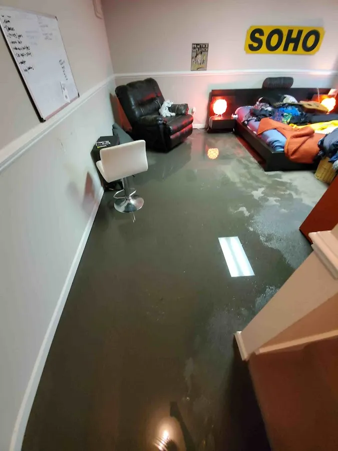 Water Damage Restoration services in Town and Country, WA